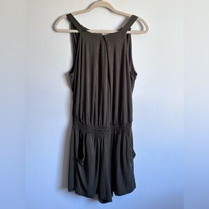 New York & Company Olive Green Sleeveless romper size Small